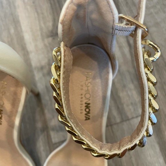 Ivory Chain Heeled Sandals by Fashion Nova - Picture 11 of 12